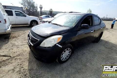 Photo of 2012 Nissan Versa