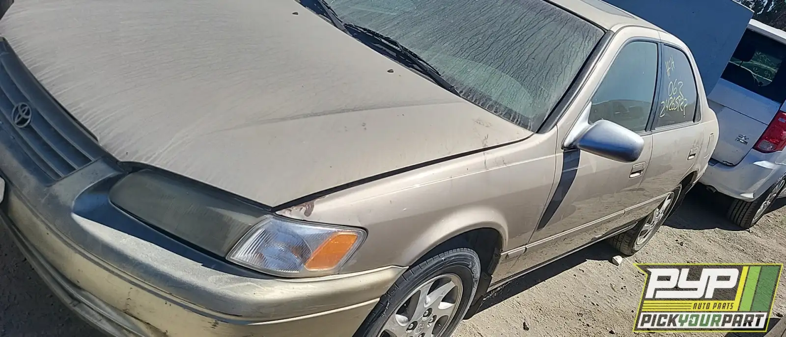 Photo of 1999 Toyota Camry