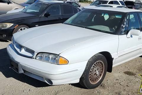 Photo of 1997 Pontiac Bonneville