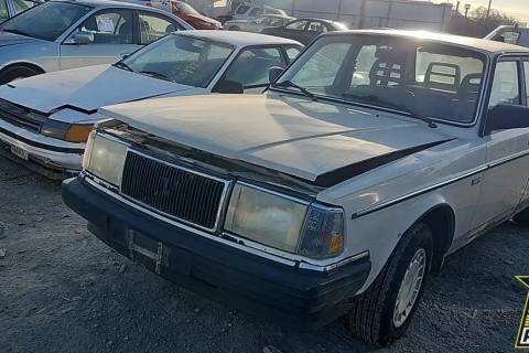 Photo of 1989 Volvo 244