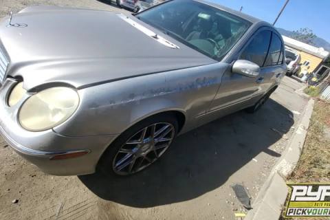 Photo of 2003 Mercedes-Benz E320