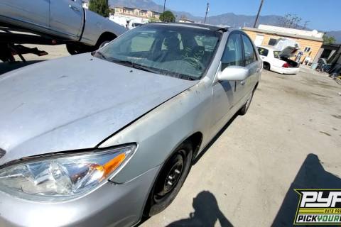 Photo of 2004 Toyota Camry