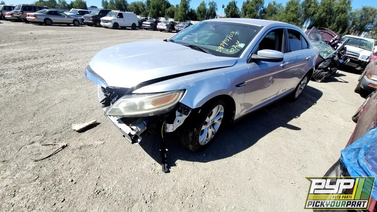 Photo of 2011 Ford Taurus