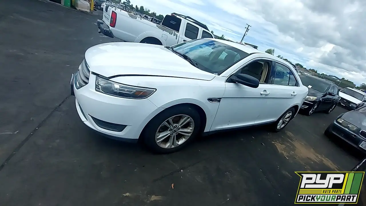 Photo of 2015 Ford Taurus