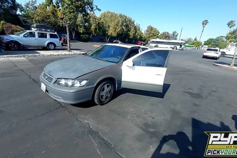 Photo of 2001 Toyota Camry