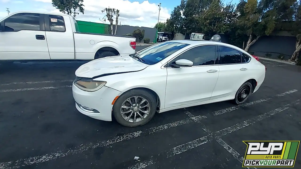Photo of 2015 Chrysler 200