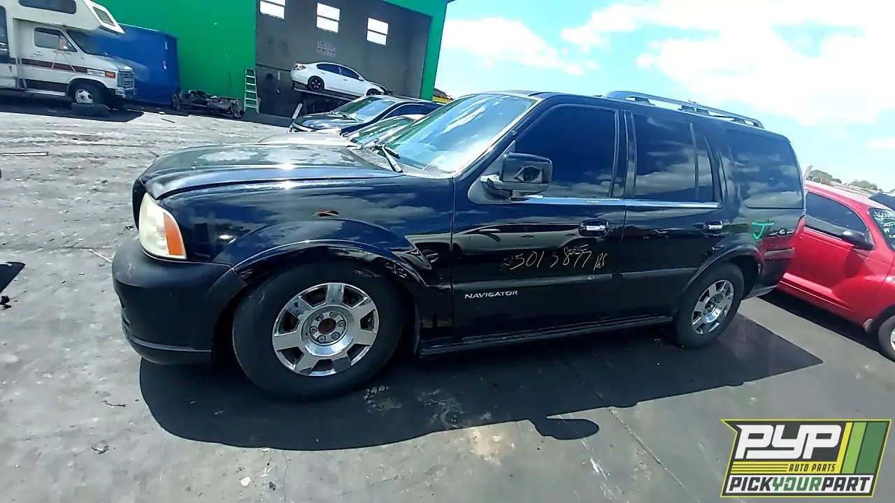 Photo of 2005 Lincoln Navigator