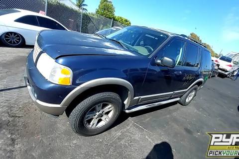 Photo of 2003 Ford Explorer