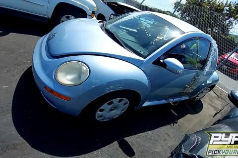 Photo of 2010 Volkswagen Beetle