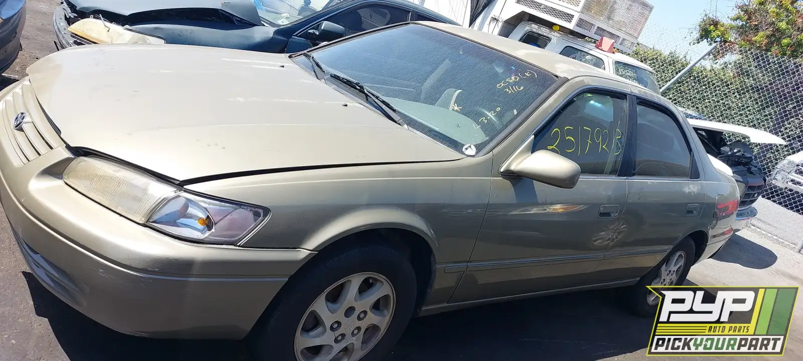 Photo of 1999 Toyota Camry