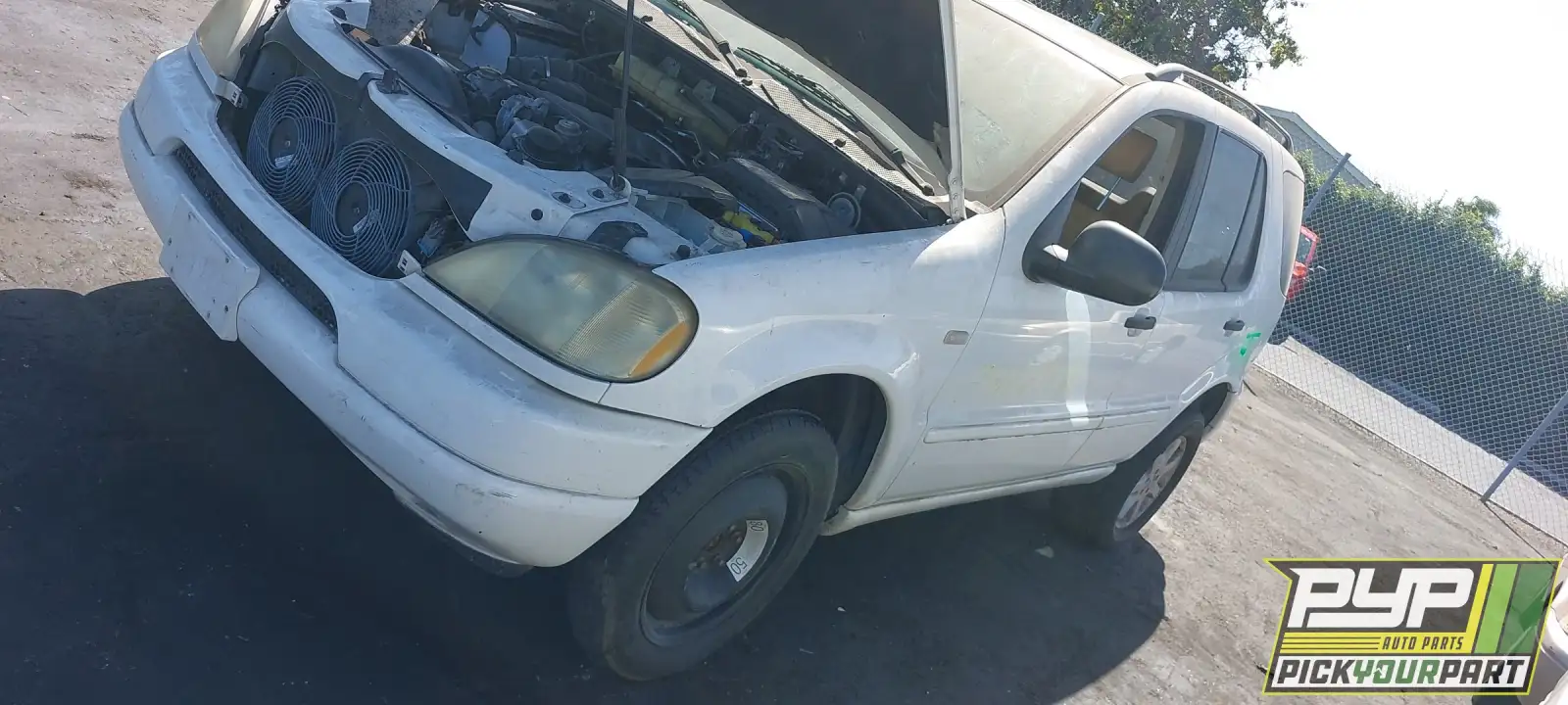 Photo of 1999 Mercedes-Benz Ml430