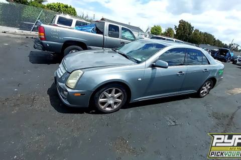 Photo of 2005 Cadillac Sts