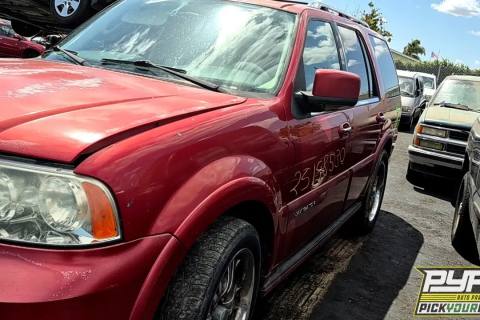 Photo of 2005 Lincoln Navigator