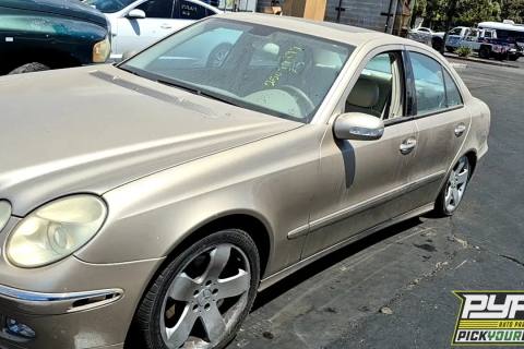 Photo of 2005 Mercedes-Benz E320