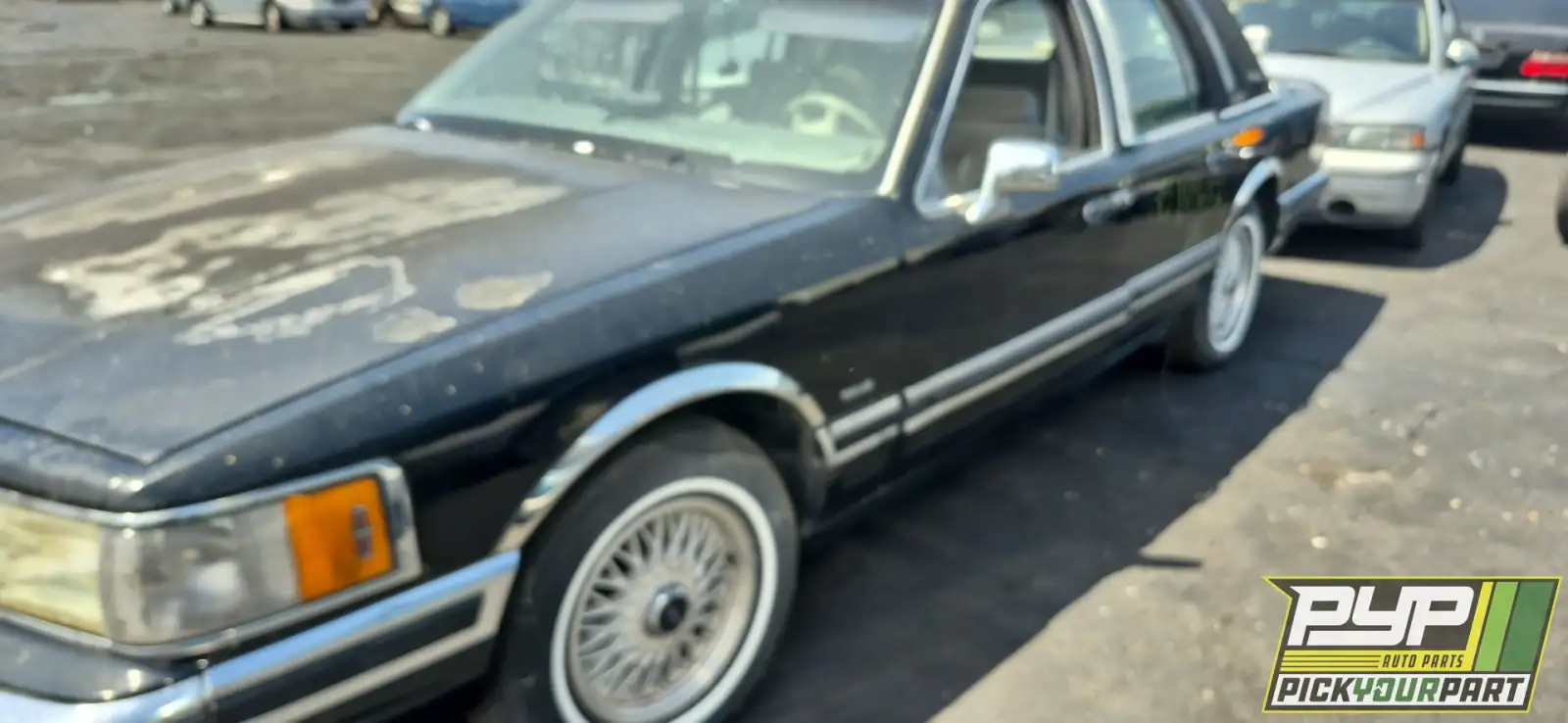 Photo of 1990 Lincoln Town Car