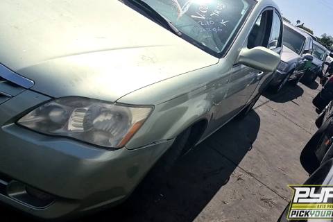 Photo of 2005 Toyota Avalon