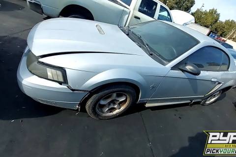 Photo of 2002 Ford Mustang