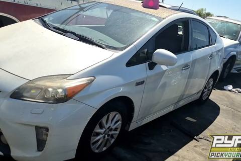 Photo of 2012 Toyota Prius Plug-In