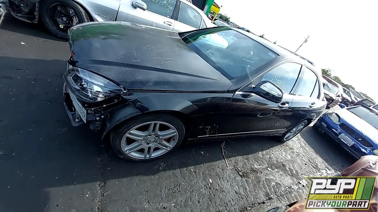 Photo of 2009 Mercedes-Benz C300