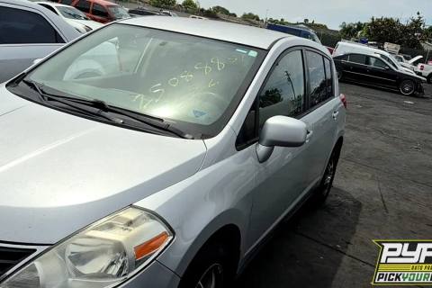 Photo of 2010 Nissan Versa
