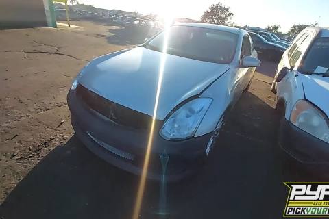 Photo of 2004 Infiniti G35