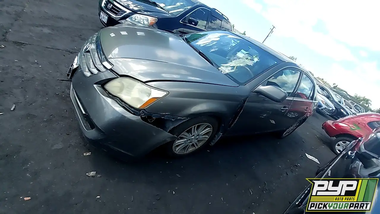 Photo of 2005 Toyota Avalon