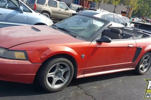Photo of 1999 Ford Mustang
