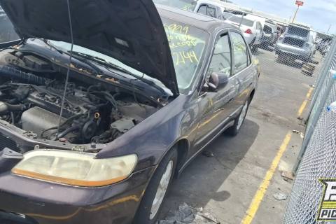 Photo of 1999 Honda Accord