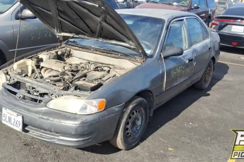 Photo of 1999 Toyota Corolla