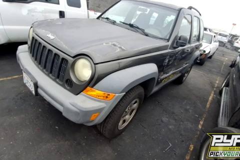 Photo of 2005 Jeep Liberty