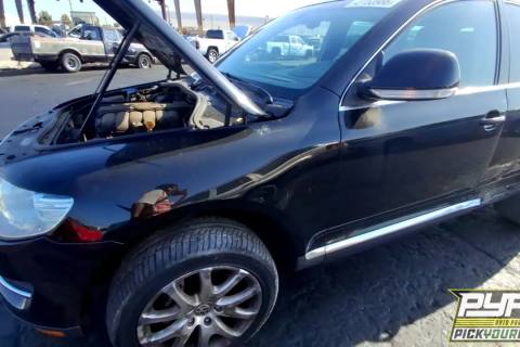 Photo of 2010 Volkswagen Touareg