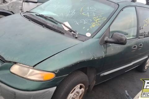 Photo of 1997 Dodge Caravan