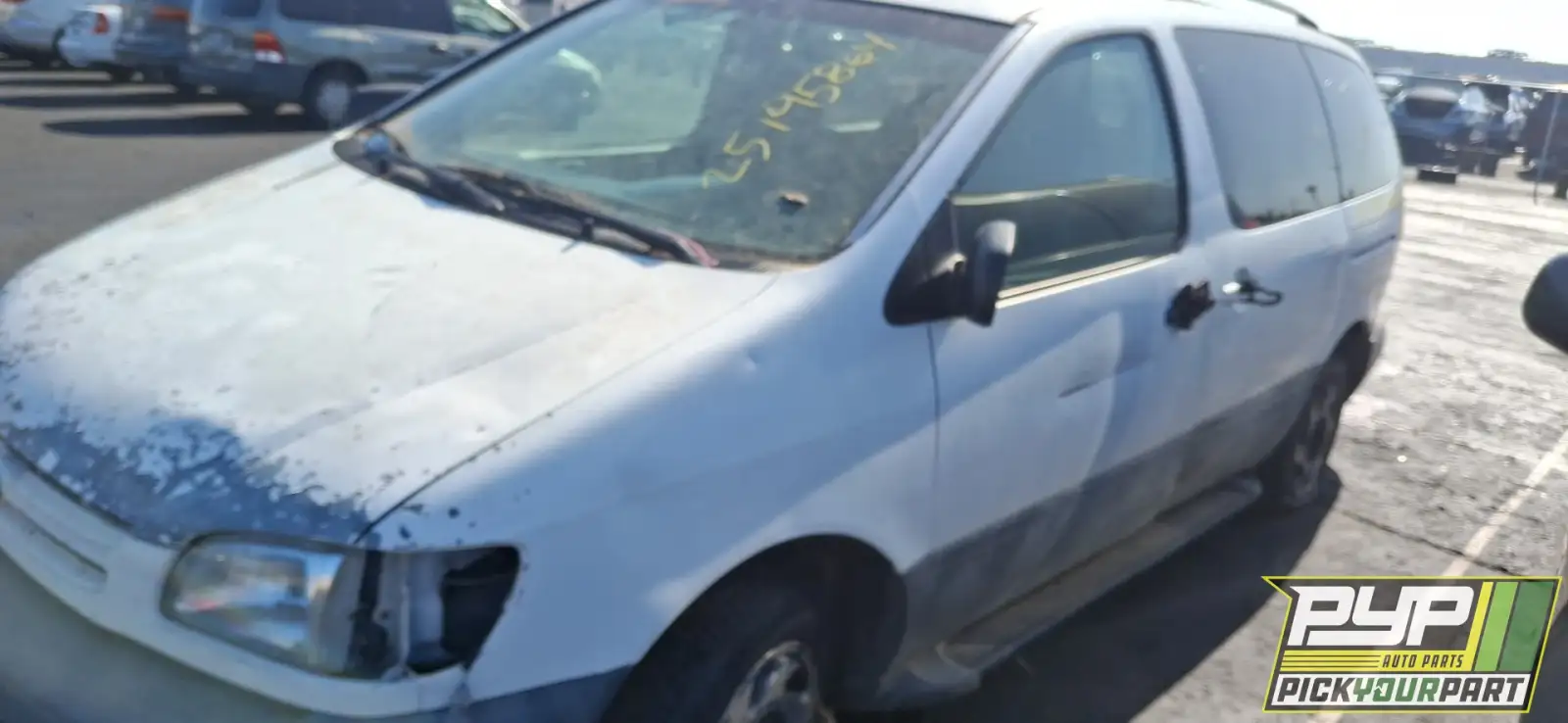 Photo of 1998 Toyota Sienna