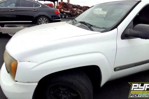 Photo of 2002 Chevrolet Trailblazer