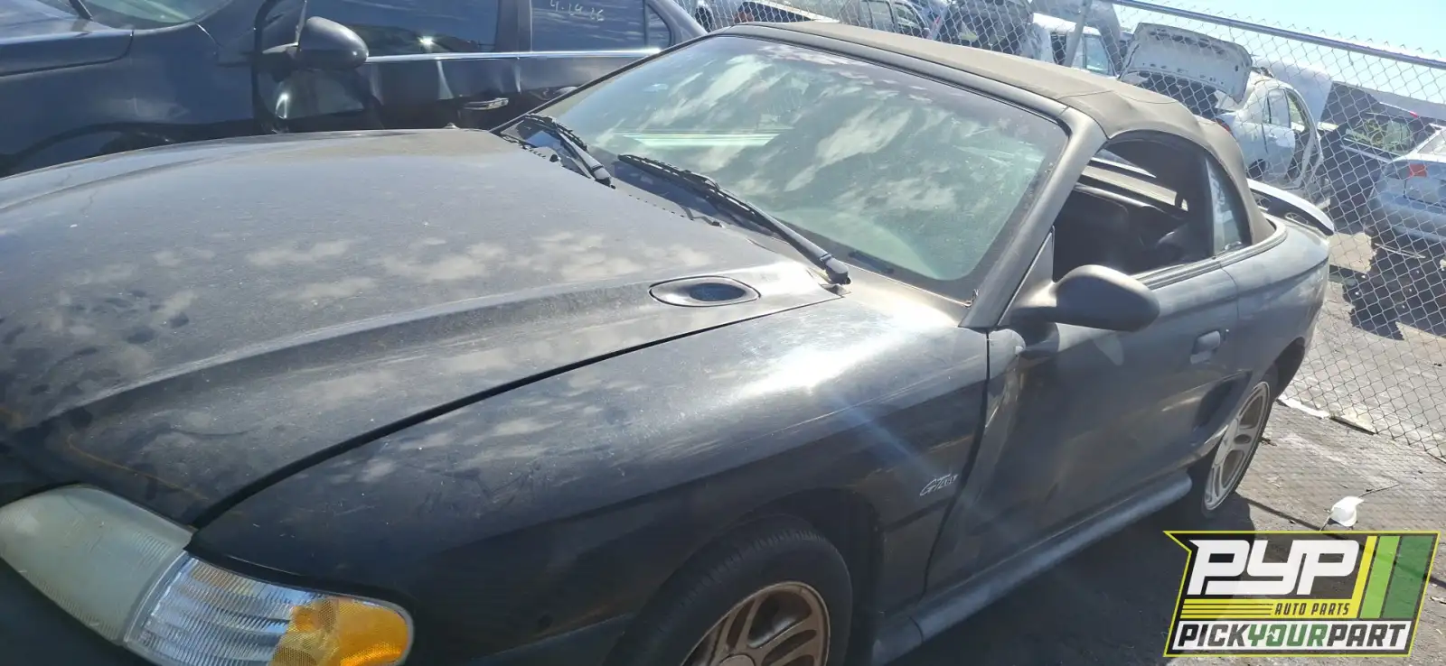 Photo of 1998 Ford Mustang