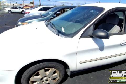 Photo of 2001 Ford Taurus