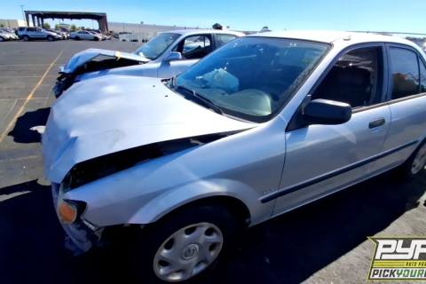 Photo of 2001 Mazda Protege