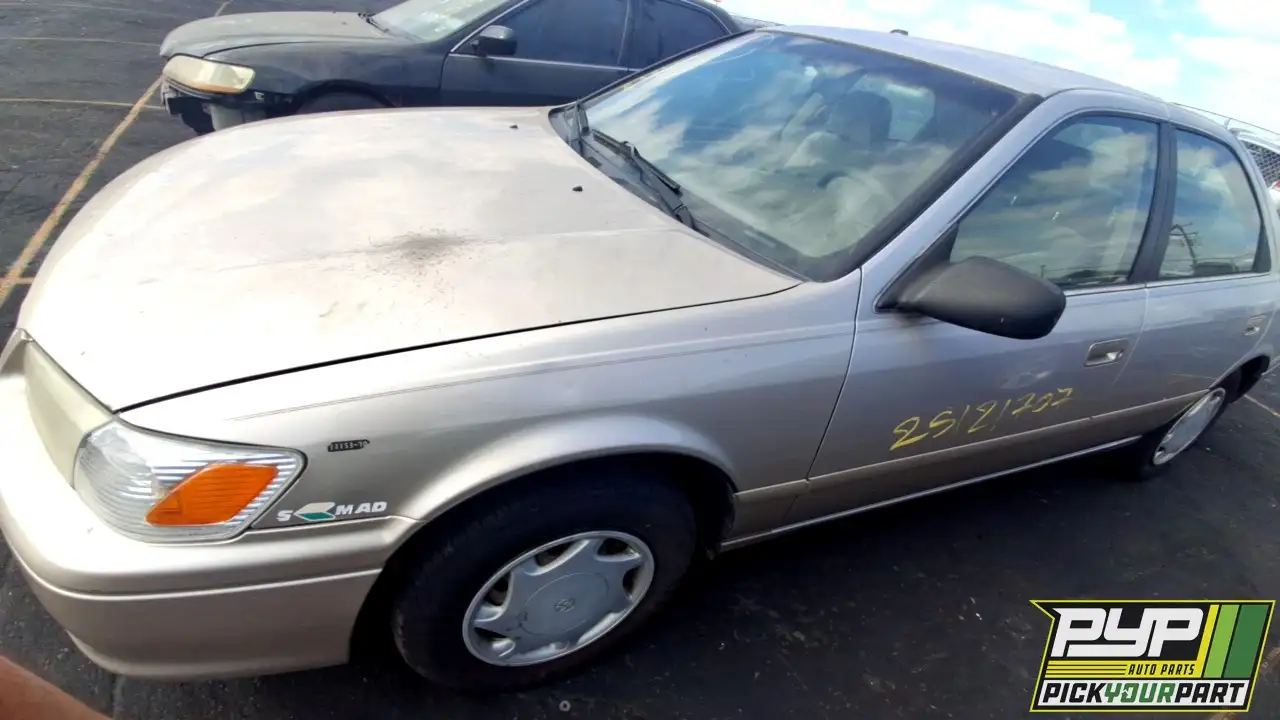 Photo of 2000 Toyota Camry