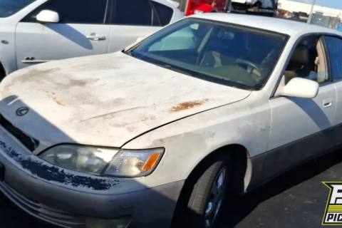 Photo of 1998 Lexus Es300
