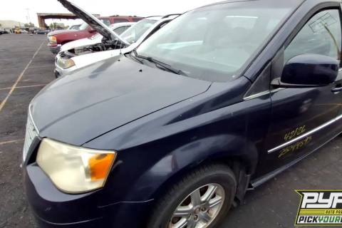 Photo of 2009 Chrysler Town & Country