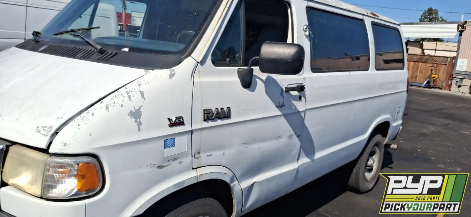 Photo of 1995 Dodge B1500