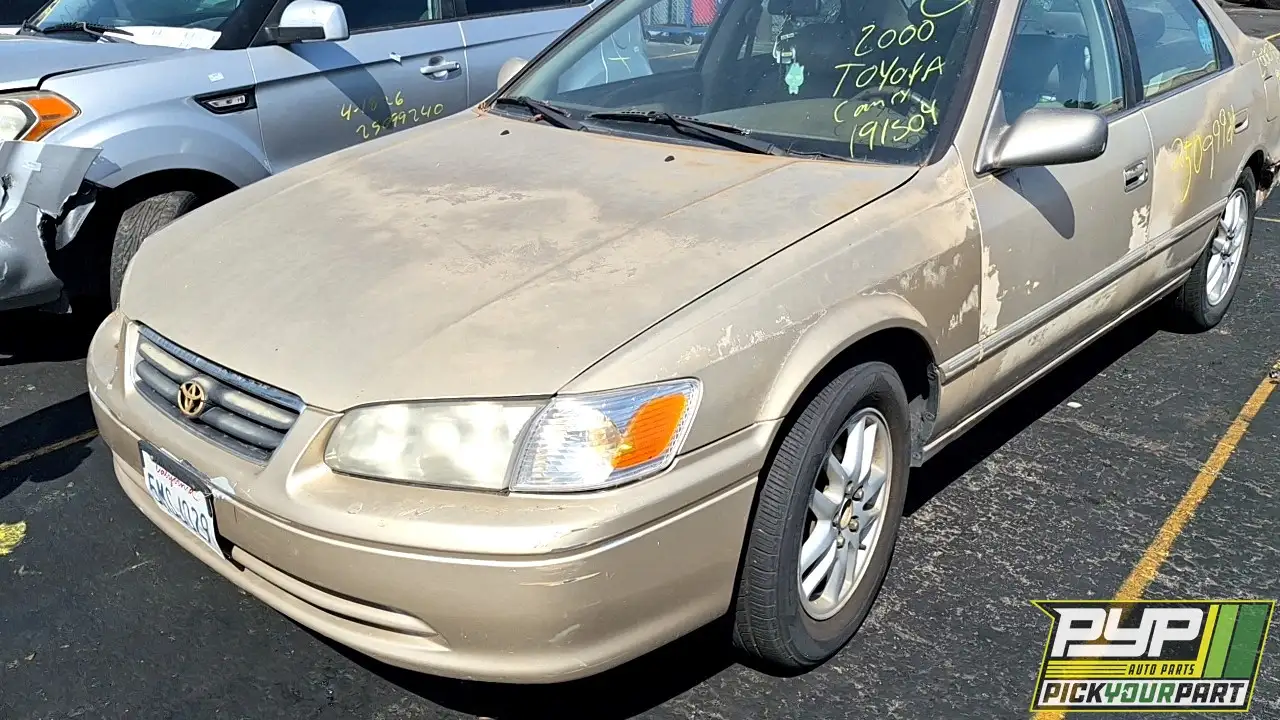 Photo of 2000 Toyota Camry