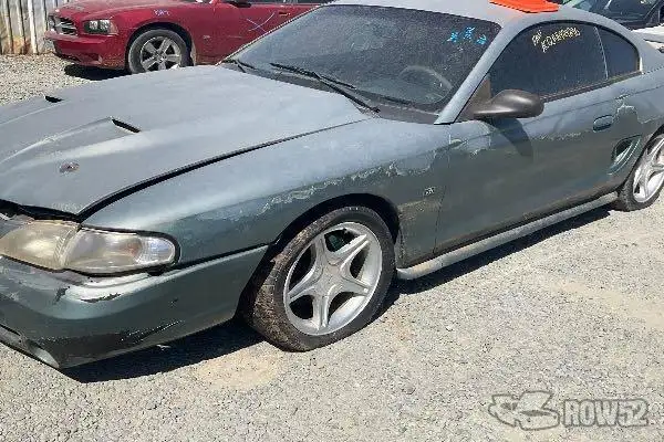 Photo of 1996 Ford Mustang