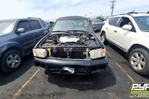 Photo of 2001 Nissan Pathfinder