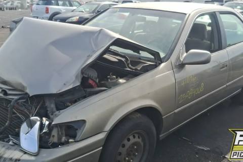 Photo of 1999 Toyota Camry