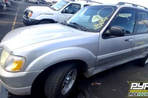 Photo of 2002 Ford Explorer Sport Trac