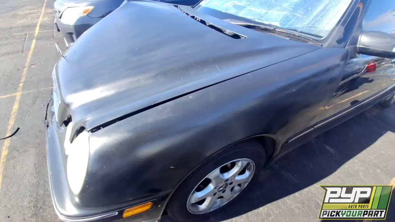 Photo of 2002 Mercedes-Benz E320