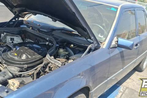 Photo of 1991 Mercedes-Benz 300E