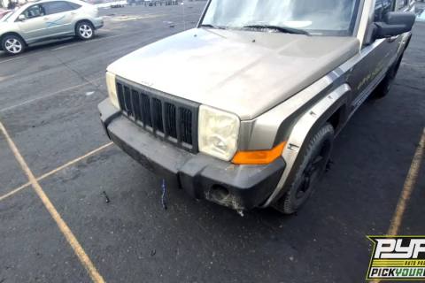 Photo of 2006 Jeep Commander
