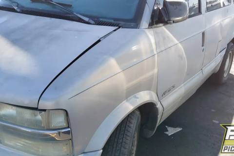 Photo of 1999 Chevrolet Astro